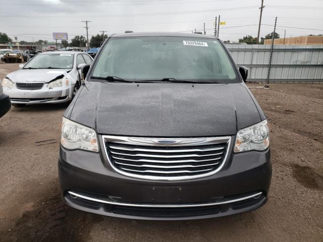 Photo 5 from auction – 2016 CHRYSLER TOWN & COU with VIN 2C4RC1BG3GR189886