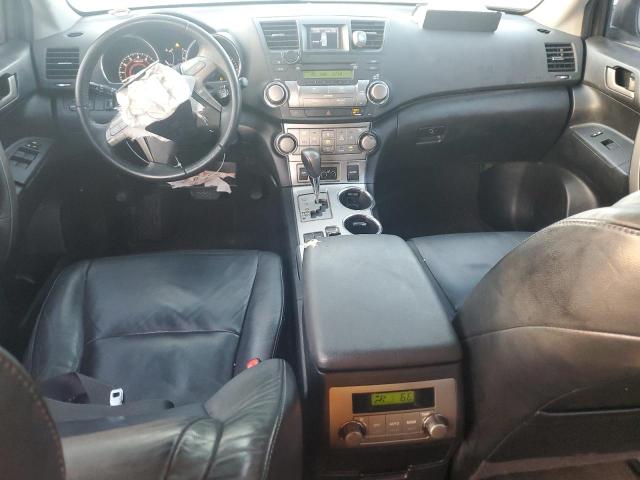 Photo 8 from auction – 2010 TOYOTA HIGHLANDER with VIN 5TDKK3EH9AS020040