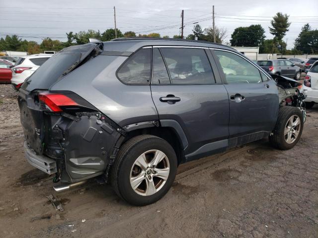 Photo 3 from auction – 2019 TOYOTA RAV4 XLE with VIN JTMP1RFV0KD039525