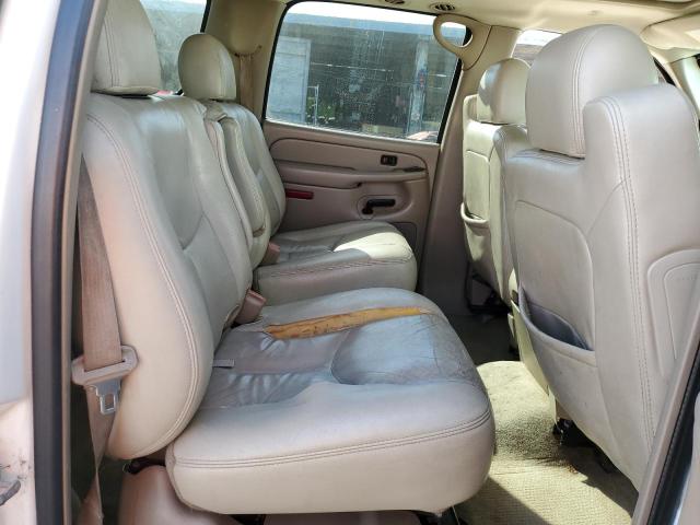 Photo 11 from auction – 2004 CHEVROLET SUBURBAN C with VIN 1GNEC16TX4J317411