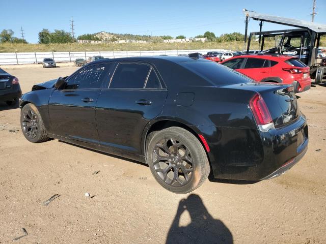 Photo 2 from auction – 2019 CHRYSLER 300 S with VIN 2C3CCABG0KH562889