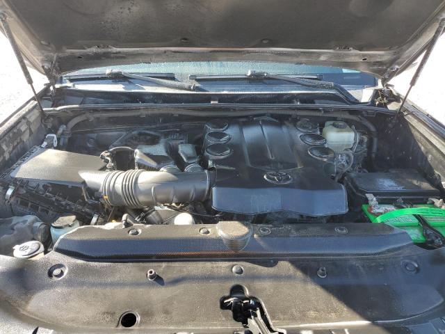 Photo 11 from auction – 2018 TOYOTA 4RUNNER SR with VIN JTEBU5JR3J5493387