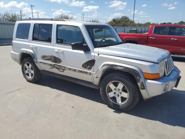 Photo 4 from auction – 2010 JEEP COMMANDER with VIN 1J4RH4GK7AC159364