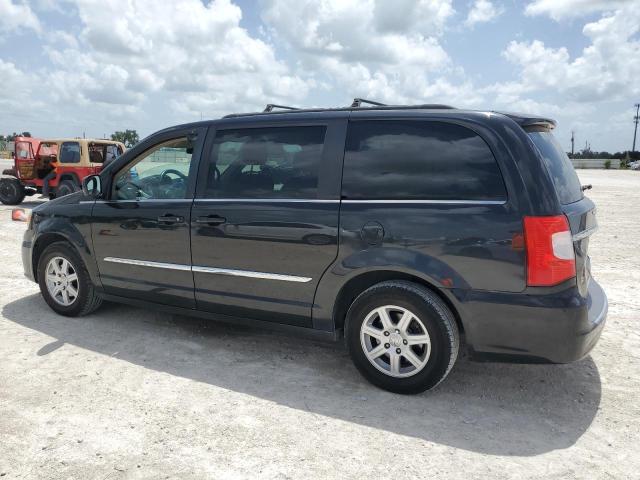 Photo 2 from auction – 2013 CHRYSLER TOWN & COU with VIN 2C4RC1BG3DR519568