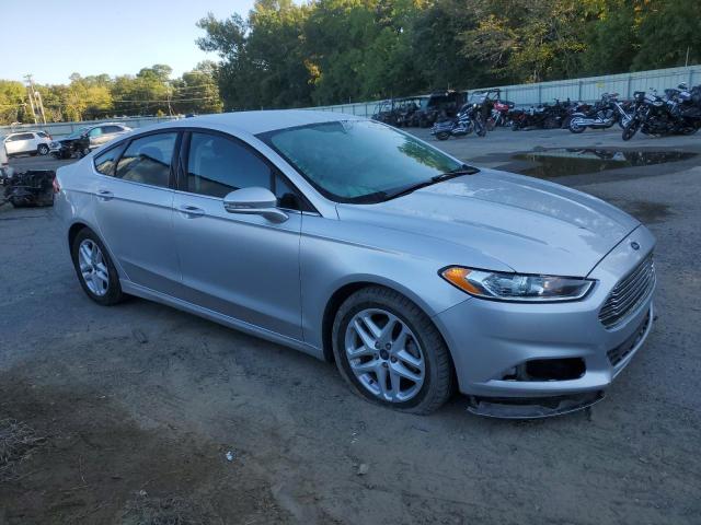 Photo 4 from auction – 2016 FORD FUSION SE with VIN 3FA6P0H7XGR231396
