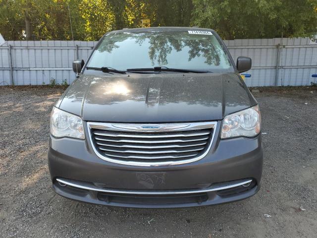Photo 5 from auction – 2015 CHRYSLER TOWN & COU with VIN 2C4RC1BG3FR693272