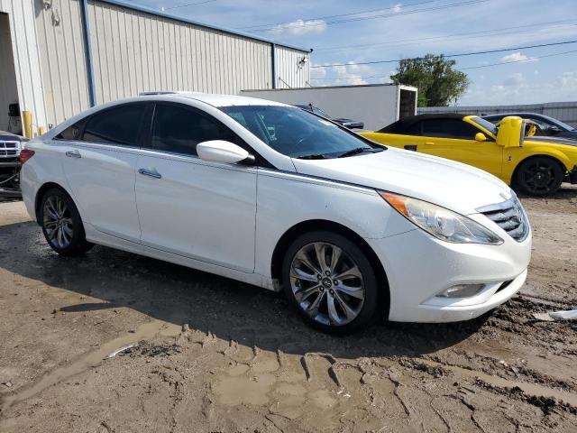 Photo 4 from auction – 2012 HYUNDAI SONATA SE with VIN 5NPEC4AB4CH375370