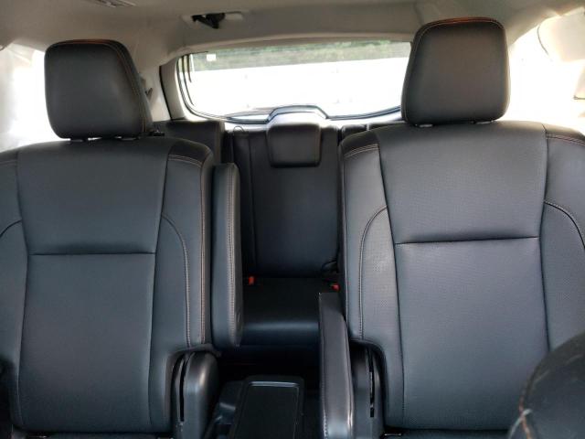 Photo 10 from auction – 2017 TOYOTA HIGHLANDER with VIN 5TDDZRFH6HS413025