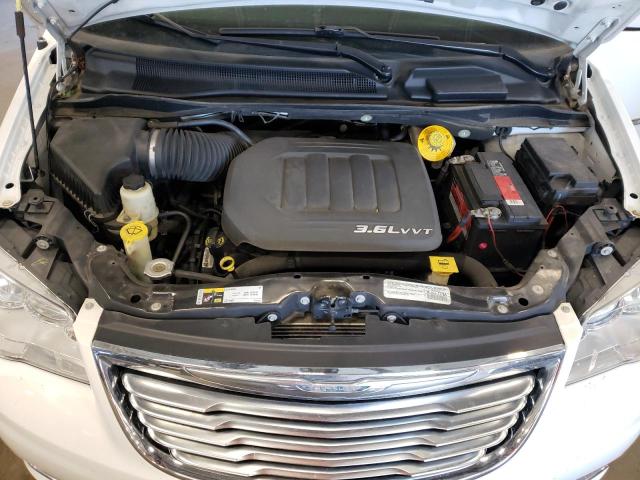 Photo 12 from auction – 2015 CHRYSLER TOWN & CTY with VIN 2C4RC1BG6FR544306
