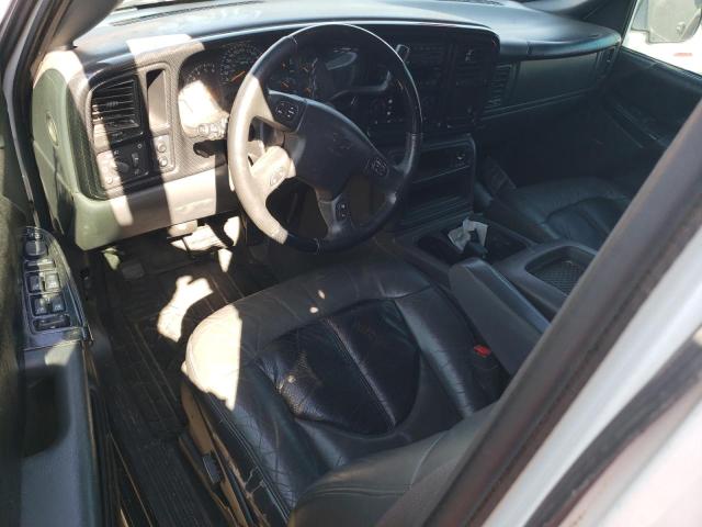 Photo 8 from auction – 2004 CHEVROLET AVALANCHE with VIN 3GNEC12T04G200072