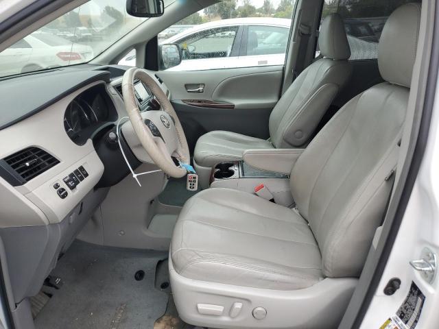 Photo 7 from auction – 2014 TOYOTA SIENNA XLE with VIN 5TDYK3DC1ES409129