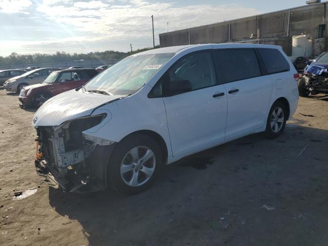 Photo 1 from auction – 2013 TOYOTA SIENNA with VIN 5TDZK3DC6DS365471