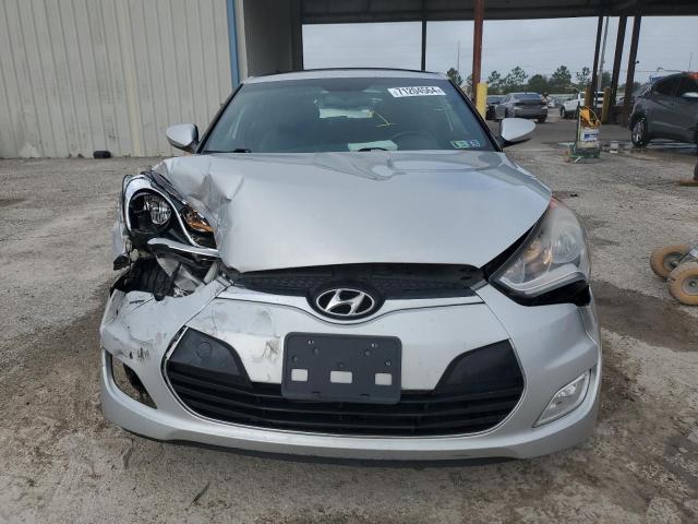 Photo 5 from auction – 2016 HYUNDAI VELOSTER with VIN KMHTC6AD4GU277984