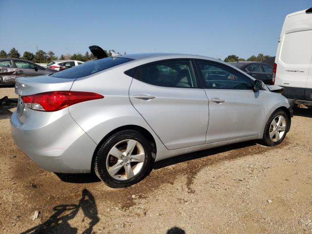 Photo 3 from auction – 2012 HYUNDAI ELANTRA GL with VIN 5NPDH4AE6CH069861