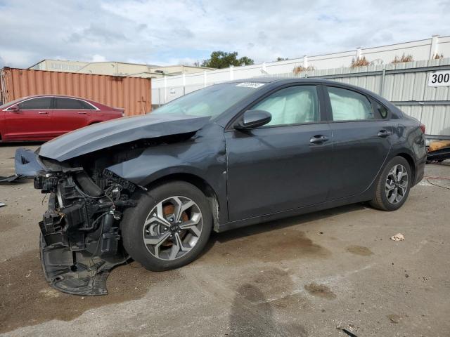 Photo 1 from auction – 2021 KIA FORTE FE with VIN 3KPF24AD1ME287181