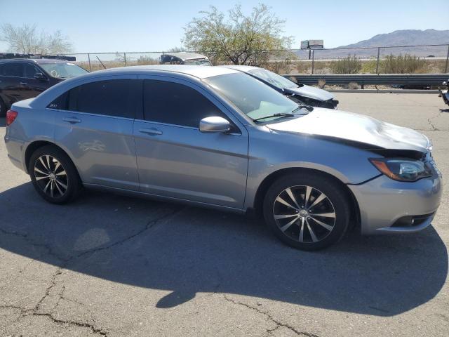 Photo 4 from auction – 2014 CHRYSLER 200 LIMITE with VIN 1C3CCBCG9EN179369