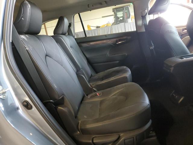 Photo 11 from auction – 2021 TOYOTA HIGHLANDER with VIN 5TDFZRBH0MS111657
