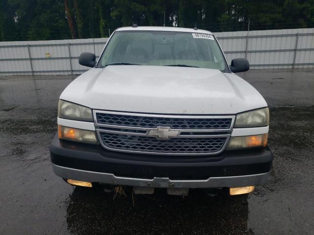 Photo 5 from auction – 2005 CHEVROLET SILVERADO with VIN 1GCHK29U25E144366