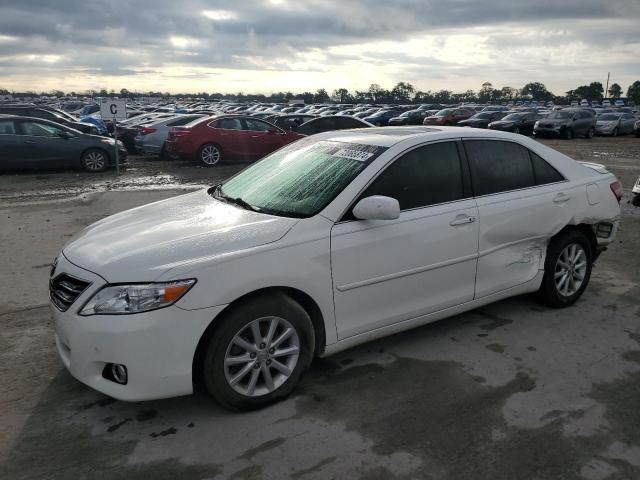 TOYOTA CAMRY SE 2011 with VIN 4T1BK3EK6BU615285 - Photo from auction