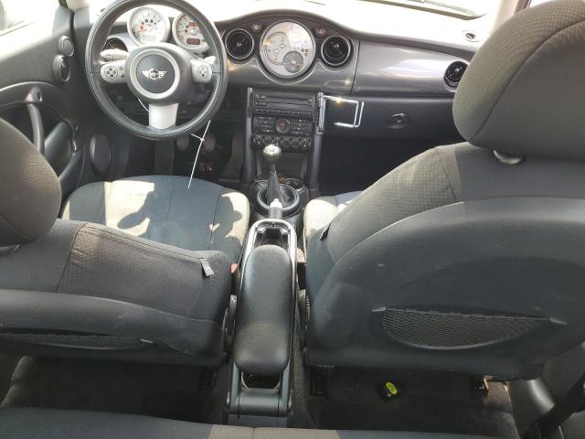 Photo 8 from auction – 2006 MINI COOPER with VIN WMWRC33526TK66681