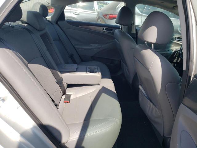 Photo 10 from auction – 2015 HYUNDAI SONATA HYB with VIN KMHEC4A40FA130266