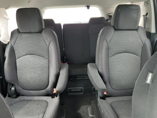 Photo 10 from auction – 2017 CHEVROLET TRAVERSE L with VIN 1GNKRGKD8HJ343837