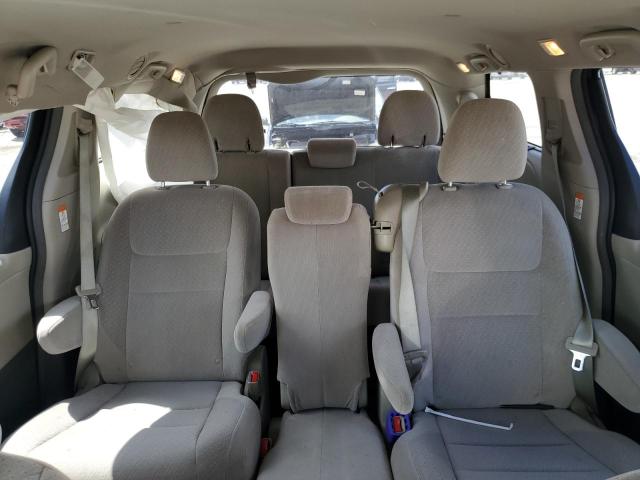 Photo 10 from auction – 2016 TOYOTA SIENNA LE with VIN 5TDKK3DC0GS752426