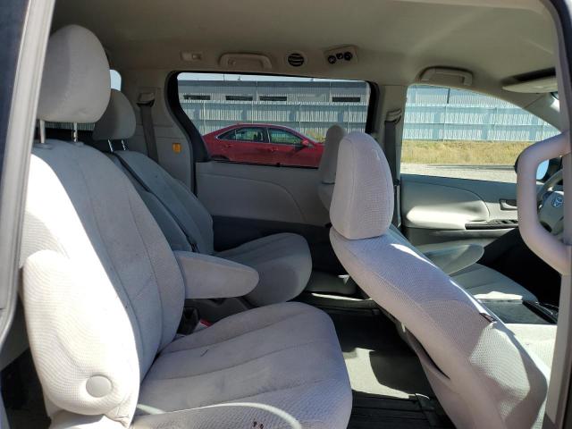 Photo 11 from auction – 2011 TOYOTA SIENNA LE with VIN 5TDKK3DC3BS049573