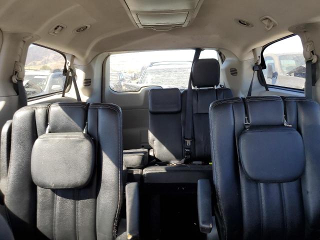 Photo 10 from auction – 2016 CHRYSLER TOWN & COU with VIN 2C4RC1BG2GR186803