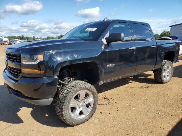 CHEVROLET SILVERADO 2018 with VIN 3GCUKPEC6JG251612 - Photo from auction