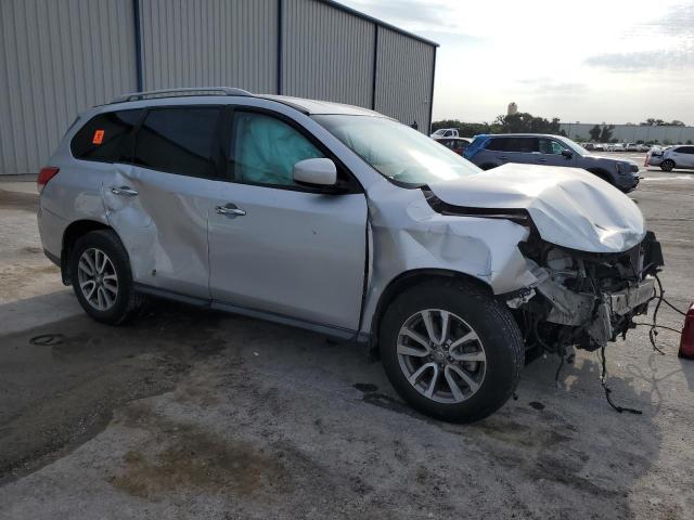 Photo 4 from auction – 2013 NISSAN PATHFINDER with VIN 5N1AR2MN1DC670989