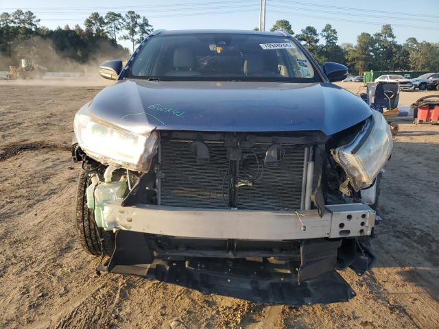 Photo 5 from auction – 2018 TOYOTA HIGHLANDER with VIN 5TDKZRFH6JS286418