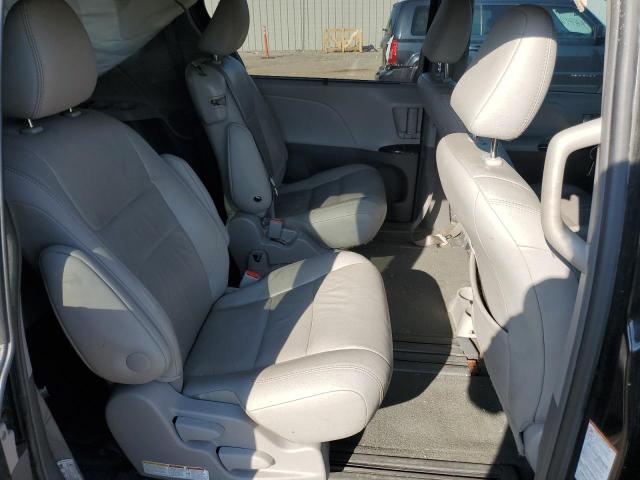 Photo 11 from auction – 2017 TOYOTA SIENNA XLE with VIN 5TDYZ3DC6HS890463