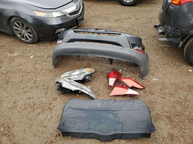 Photo 12 from auction – 2015 TOYOTA RAV4 XLE with VIN JTMRFREV1FD126481