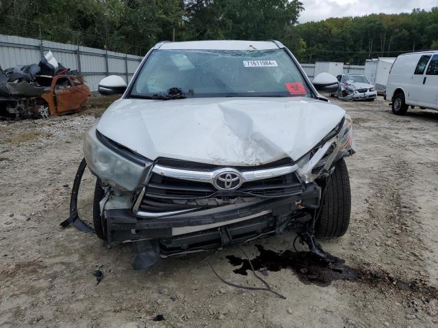 Photo 5 from auction – 2016 TOYOTA HIGHLANDER with VIN 5TDJKRFH0GS280784