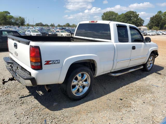 Photo 3 from auction – 2005 GMC NEW SIERRA with VIN 2GTEK19BX51228352