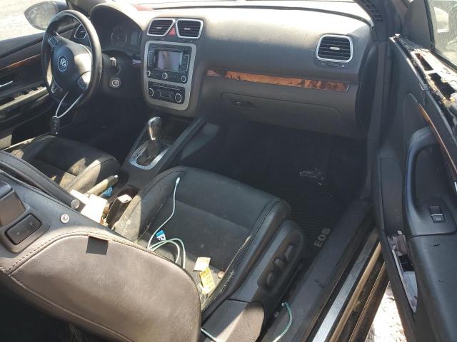 Photo 8 from auction – 2012 VOLKSWAGEN EOS LUX with VIN WVWFW7AH3CV001155
