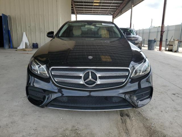 Photo 5 from auction – 2017 MERCEDES-BENZ E 300 with VIN WDDZF4JB6HA097133