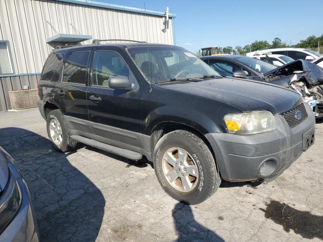 Photo 4 from auction – 2005 FORD ESCAPE XLT with VIN 1FMYU93155KC73393