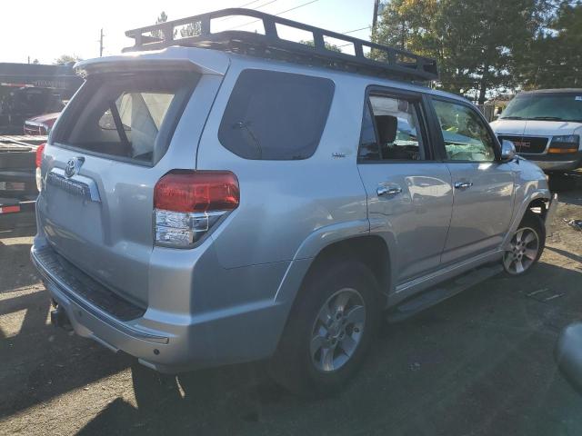 Photo 3 from auction – 2010 TOYOTA 4RUNNER SR with VIN JTEBU5JR2A5010939