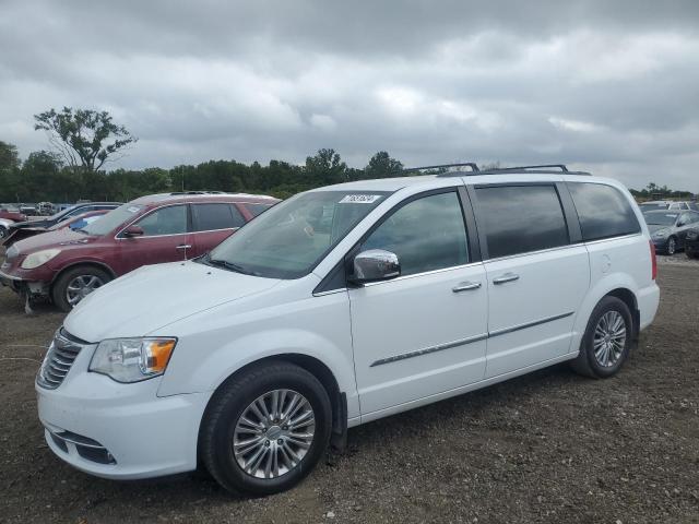 Photo 1 from auction – 2015 CHRYSLER TOWN & COU with VIN 2C4RC1CG7FR573411