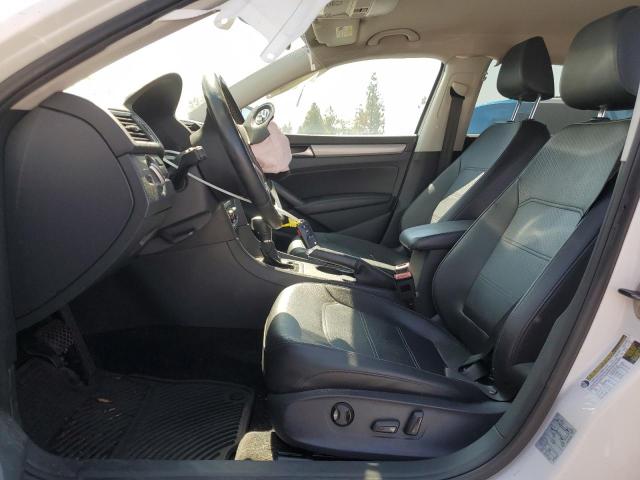 Photo 7 from auction – 2014 VOLKSWAGEN PASSAT S with VIN 1VWAT7A32EC039169
