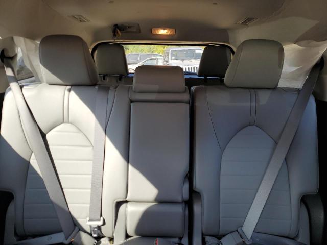 Photo 10 from auction – 2022 TOYOTA HIGHLANDER with VIN 5TDHZRBH9NS210732