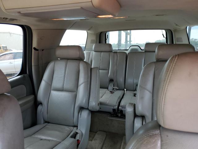 Photo 10 from auction – 2007 CHEVROLET SUBURBAN C with VIN 1GNFC16037J232196