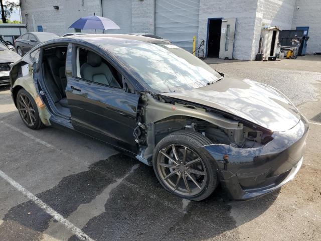 Photo 4 from auction – 2018 TESLA MODEL 3 with VIN 5YJ3E1EA1JF013932