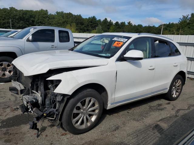 AUDI Q5 PREMIUM 2014 with VIN WA1LFAFP1EA046664 - Photo from auction