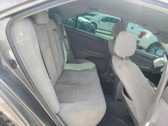 Photo 10 from auction – 2004 TOYOTA CAMRY LE with VIN 4T1BE32K94U935554
