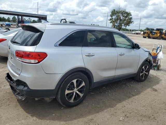 Photo 3 from auction – 2016 KIA SORENTO EX with VIN 5XYPH4A53GG172262