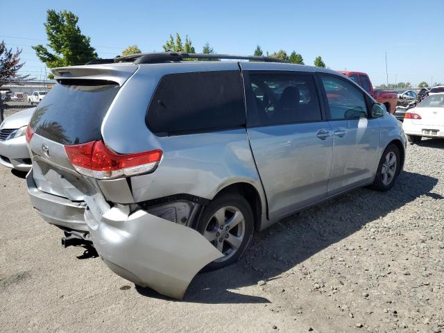 Photo 3 from auction – 2011 TOYOTA SIENNA LE with VIN 5TDKK3DC3BS064722