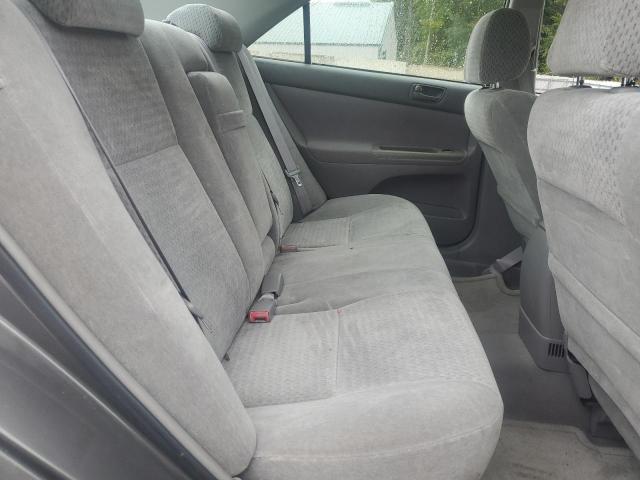 Photo 10 from auction – 2002 TOYOTA CAMRY LE with VIN 4T1BE32K82U517788